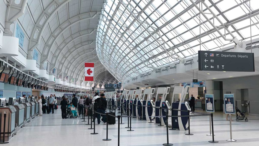 فرودگاه بین‌المللی تورنتو ، بزرگترین فرودگاه کانادا