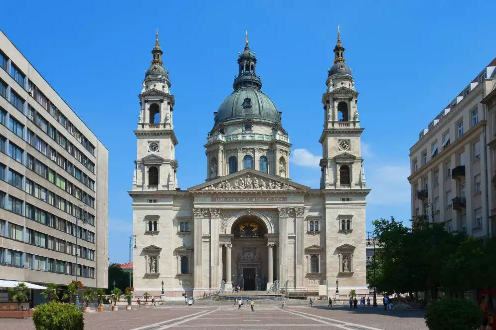 آشنایی با کلیسای سنت استفان بوداپست مجارستان